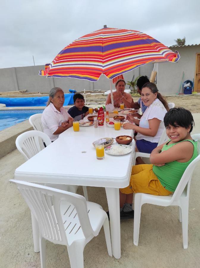 Hostal Las Garzas Del Pelado 플라야스 외부 사진